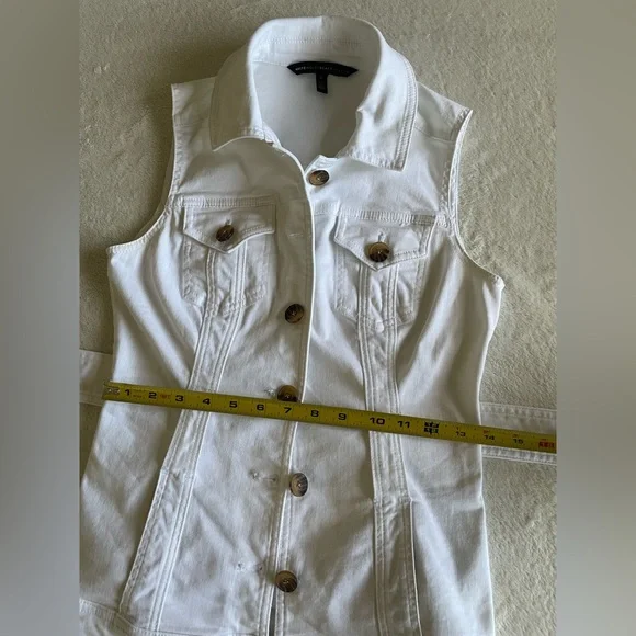 WHBM White Denim Belted Vest Stretch Tortoiseshell Buttons Size 0 - Picture 8 of 11
